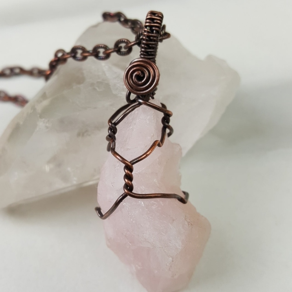 🔴SOLD🔴 Rose Quartz Copper Wire Wrapped Necklace - Picture 2 of 4